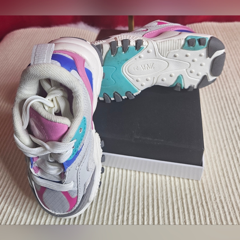 Zara Toddler/Baby Mesh Sneaker  Sneakers - Pink, Blue, and Gray Size 21/ US 5.5 - Picture 6 of 6